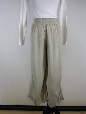 H&M Khaki Viscose Wide Leg Crop Pants Elastic Waist Flowy Small